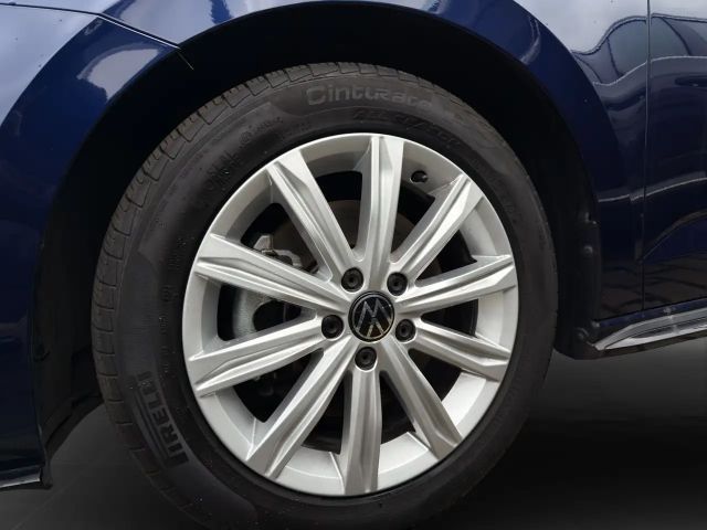 Volkswagen Touran 1.5 TSI DSG R-Line