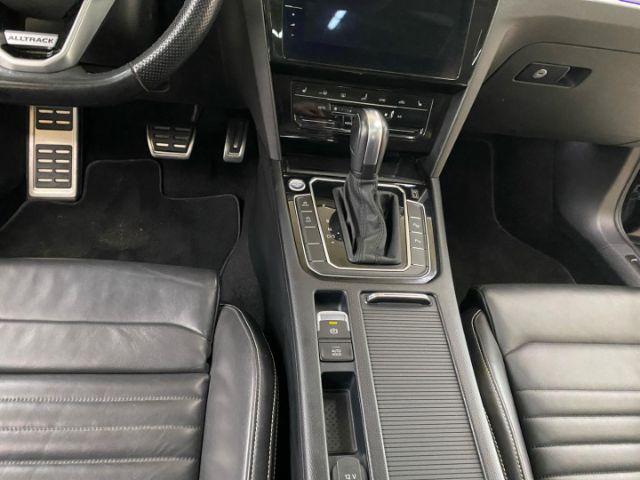 Volkswagen Passat 2.0 TDI 4Motion DSG Variant