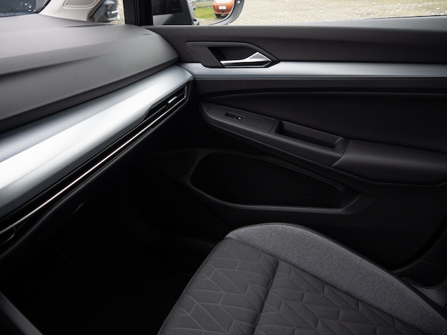 Volkswagen Golf 1.5 eTSI Golf VIII