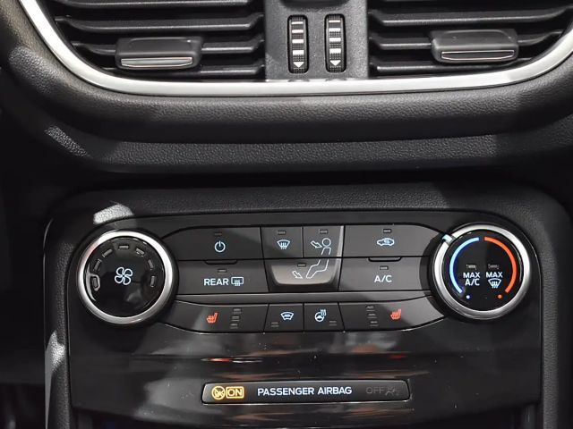 Ford Puma EcoBoost Titanium