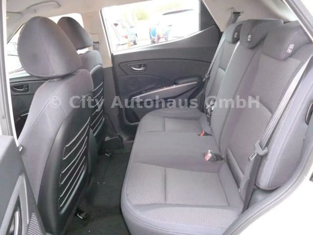 SsangYong Tivoli 2WD