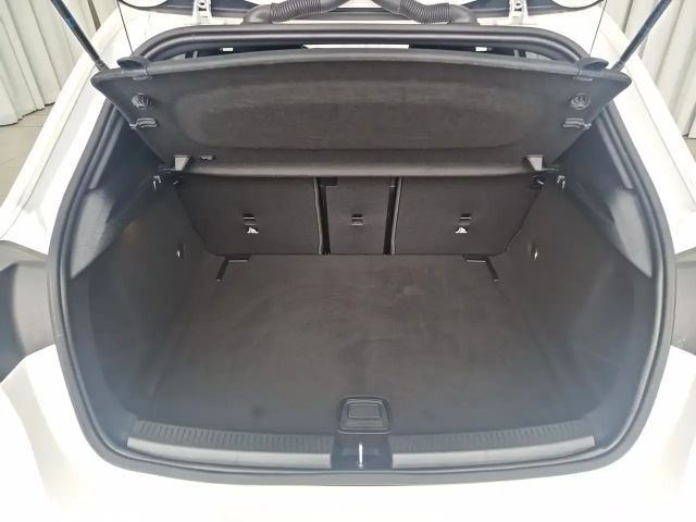 Mercedes-Benz A 180 AMG Line Hatchback