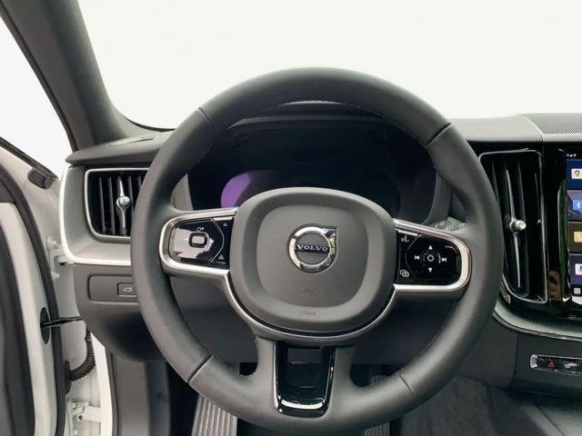 Volvo XC60 Dark Plus
