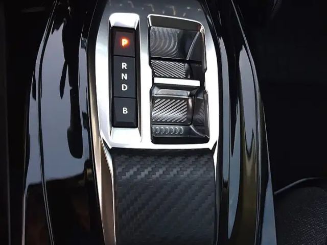 Peugeot 208 Allure Pack EAT8 PureTech