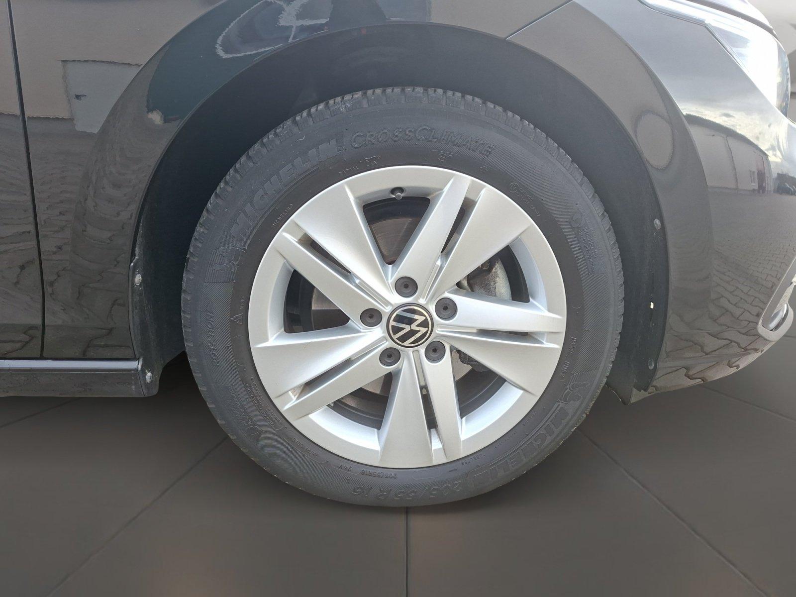 Volkswagen Golf 1.5 TSI Golf VIII Life