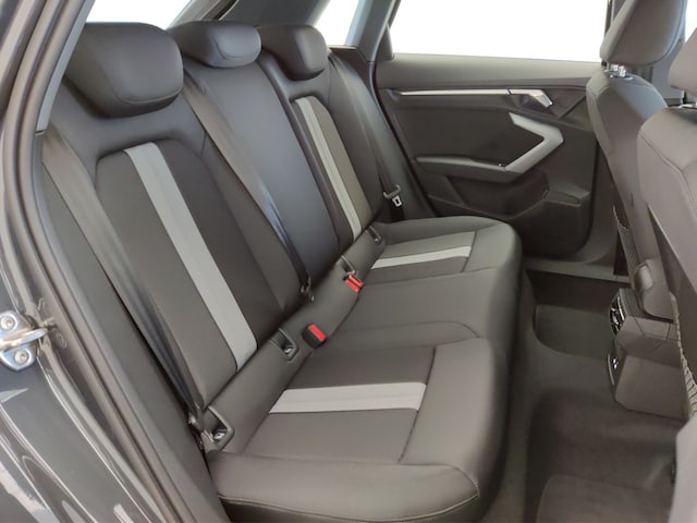 Audi A3 30 TFSI S-Tronic Sportback