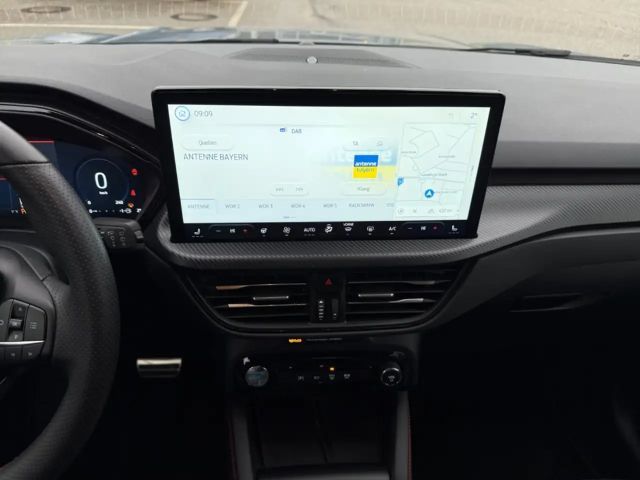 Ford Kuga Hybrid ST Line X