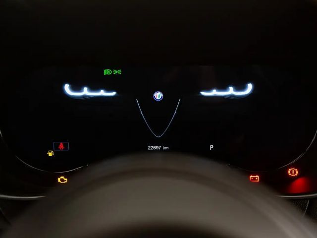 Alfa Romeo Giulia AT8 Q4