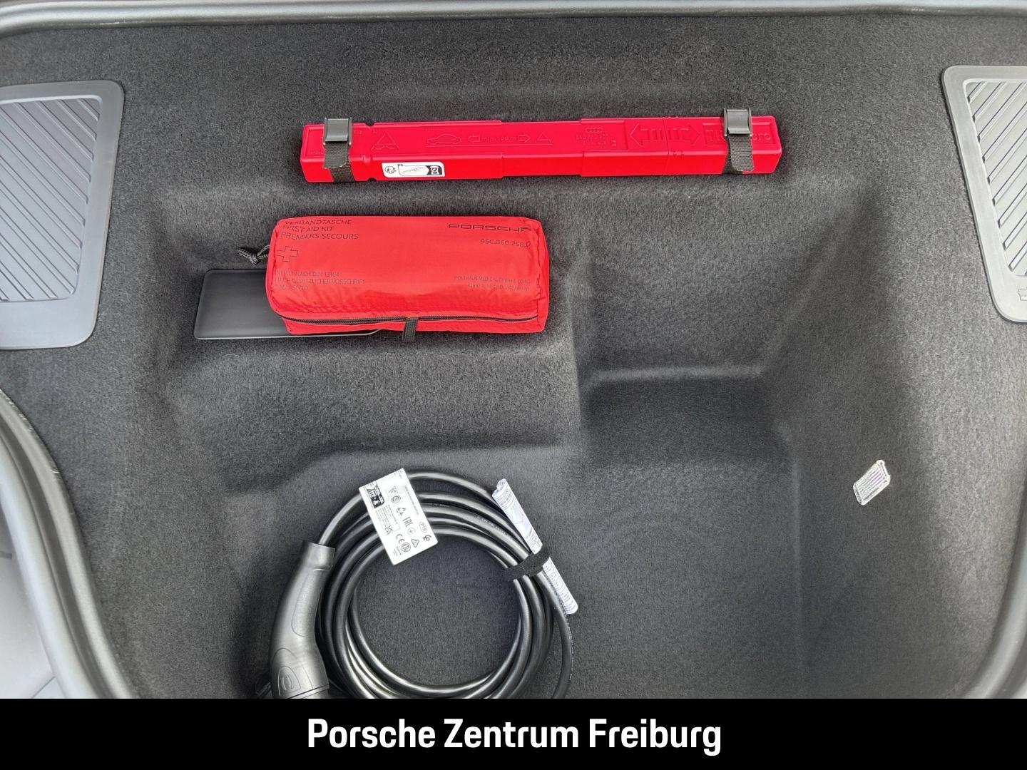 Porsche Macan Surround-View BOSE Abstandstempomat