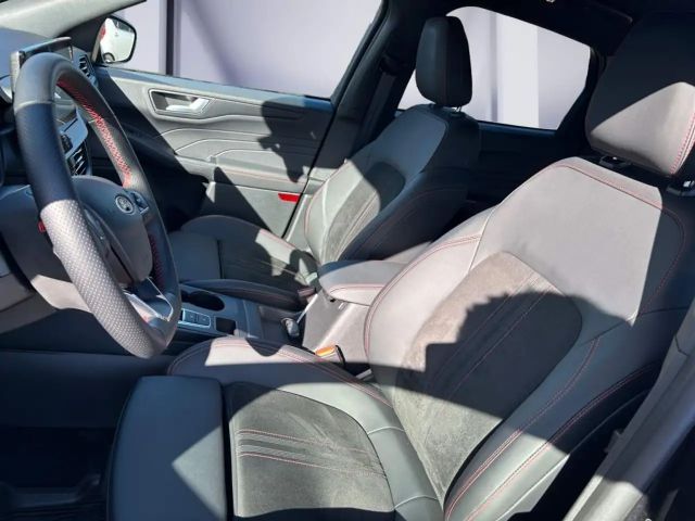 Ford Kuga Plug in Hybrid ST Line X