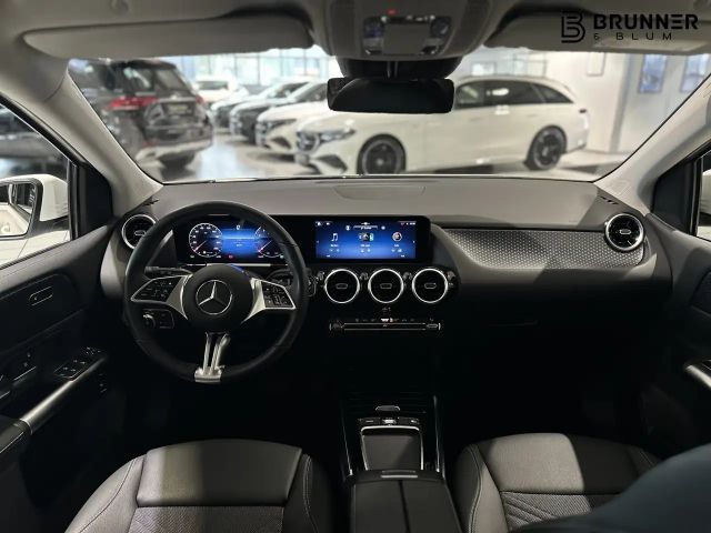 Mercedes-Benz B 180 Progressive