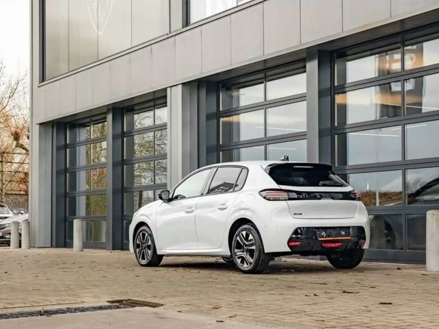 Peugeot 208 100 PK MT6 | 360° Camera | Dodehoekdet. | Carpl...