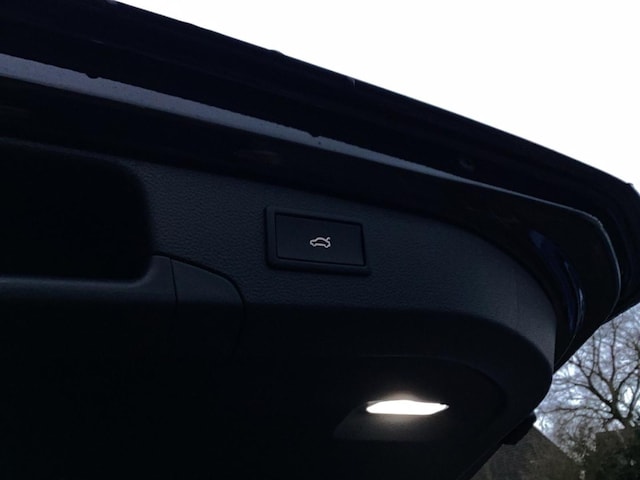 Volkswagen Passat 2.0 TDI Business DSG Variant