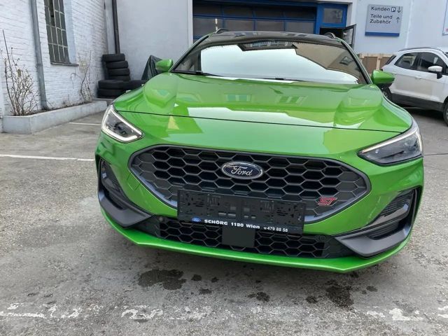Ford Focus ST Line