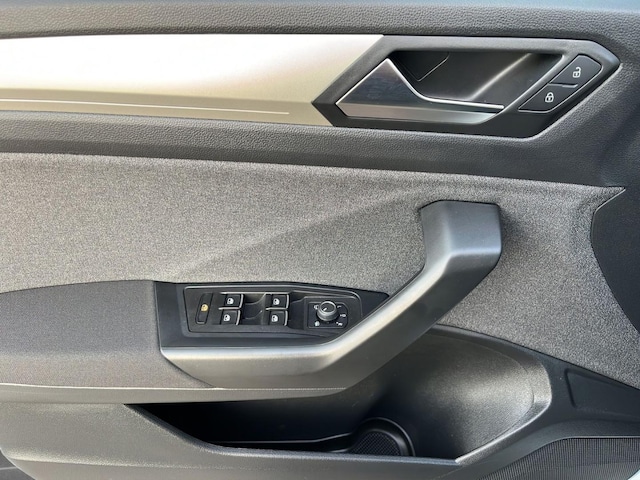 Volkswagen T-Roc 1.5 TSI DSG Move