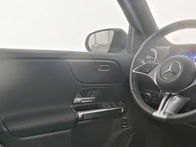 Mercedes-Benz EQB 350 4MATIC Progressive