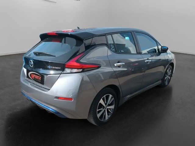 Nissan Leaf 40 kWh Acenta