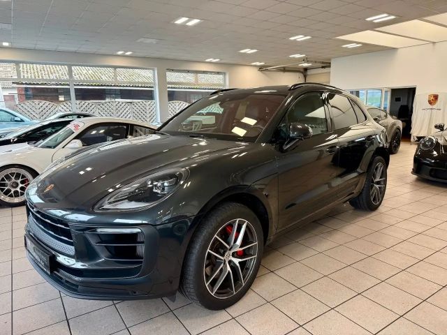 Porsche Macan S