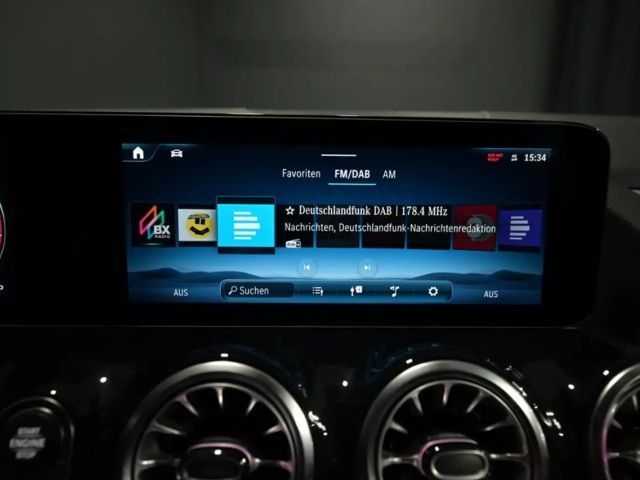 Mercedes-Benz GLA 180 Progressive