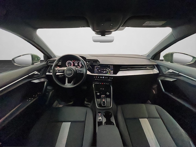 Audi A3 30 TFSI S-Tronic Sedan