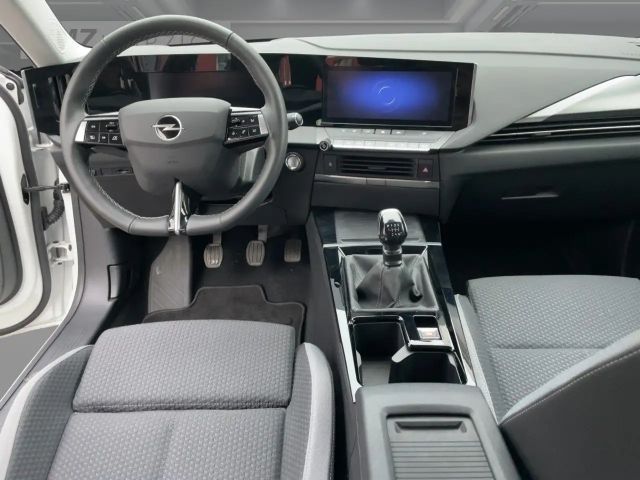 Opel Astra 1.2 Turbo Enjoy Turbo