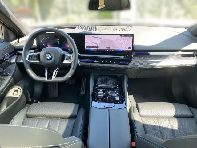 BMW 520 520d M-Sport Touring