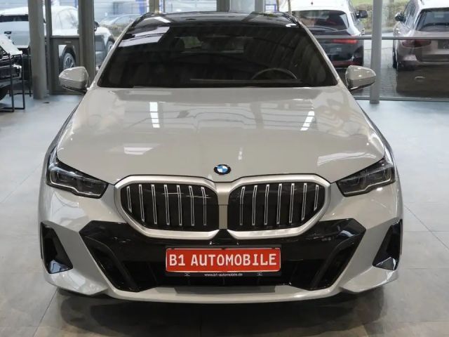 BMW 520 520d M-Sport Touring