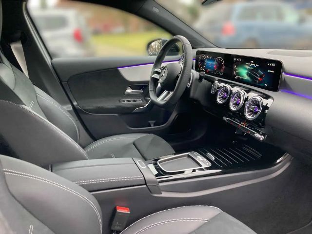 Mercedes-Benz A 200 AMG Line