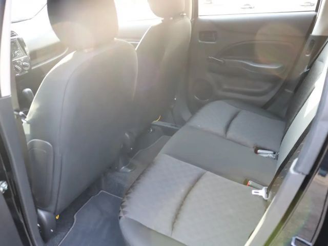 Mitsubishi Space Star Inform Star