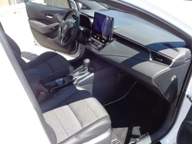 Toyota Corolla Active Hybride Touring