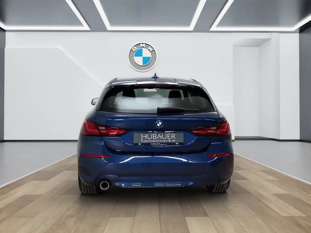 BMW 116 116i 5-deurs Sedan