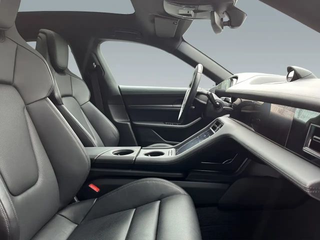 Porsche Taycan 4S Cross Turismo