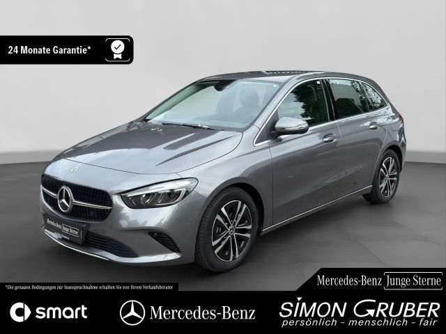 Mercedes-Benz B 180 Progressive Sedan