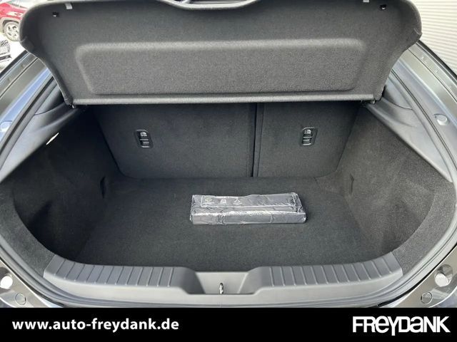 Mazda 3 2.5L SkyActiv e-Skyactiv