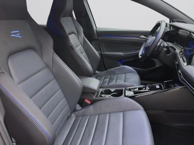 Volkswagen Golf IQ.Drive