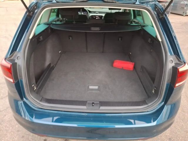Volkswagen Passat 1.5 TSI Business DSG Variant