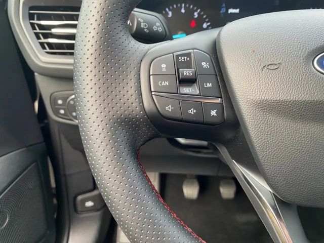 Ford Focus EcoBoost ST Line Wagon