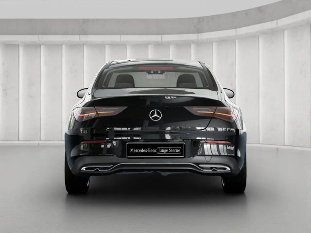 Mercedes-Benz CLA 180 Coupé Progressive