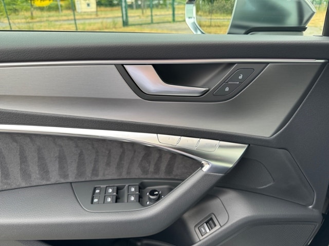 Audi S6 Avant Quattro