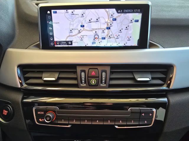 BMW X1 25e Hybrid Allrad A. neuwertiger Zustand -8.400 km