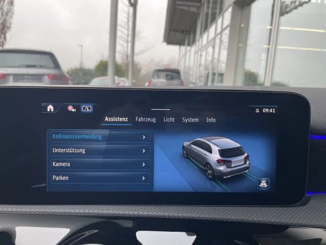 Mercedes-Benz A 220 A 220 d AMG Line