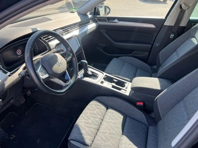 Volkswagen Passat 2.0 TDI Business DSG Variant