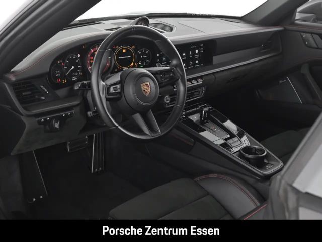 Porsche 992 4 Cabrio Carrera GTS