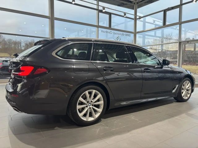 BMW 530 530i Touring