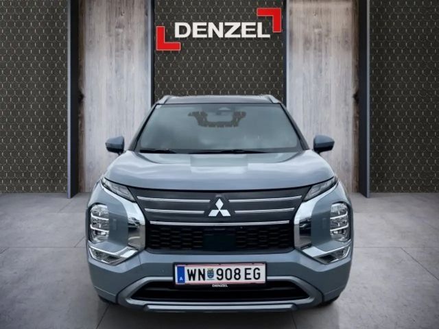 Mitsubishi Outlander 4WD PHEV