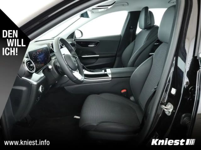 Mercedes-Benz C 180 AVANTGARDE Sedan