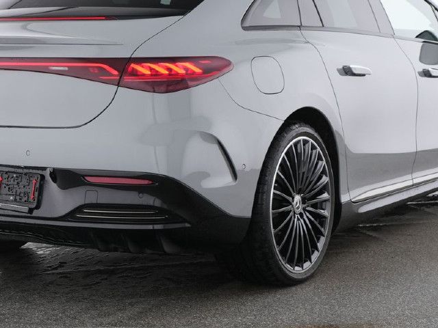 Mercedes-Benz EQE 300 Sedan