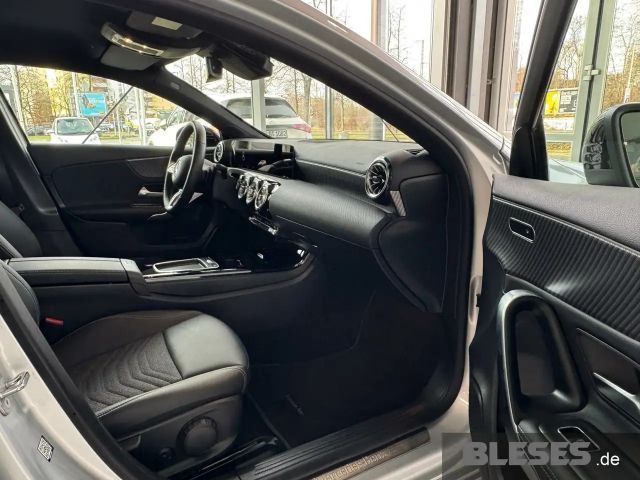 Mercedes-Benz A 220 4MATIC Progressive