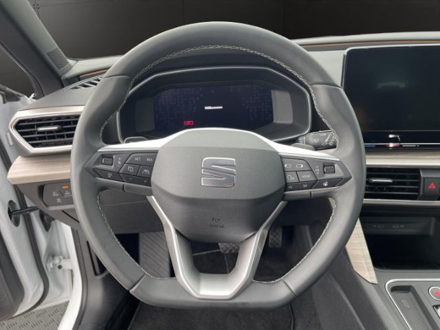 Seat Leon 1.5 eTSI Plus Sportstourer Xcellence