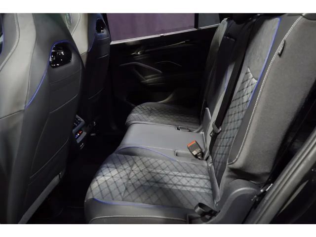 Volkswagen Tayron 2.0 TDI R-Line Style